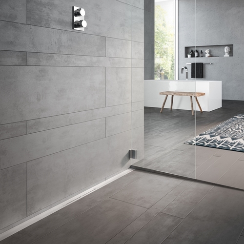 Nowoczesna strefa prysznicowa. Instrukcja montażu profilu liniowego z możliwością przycięcia